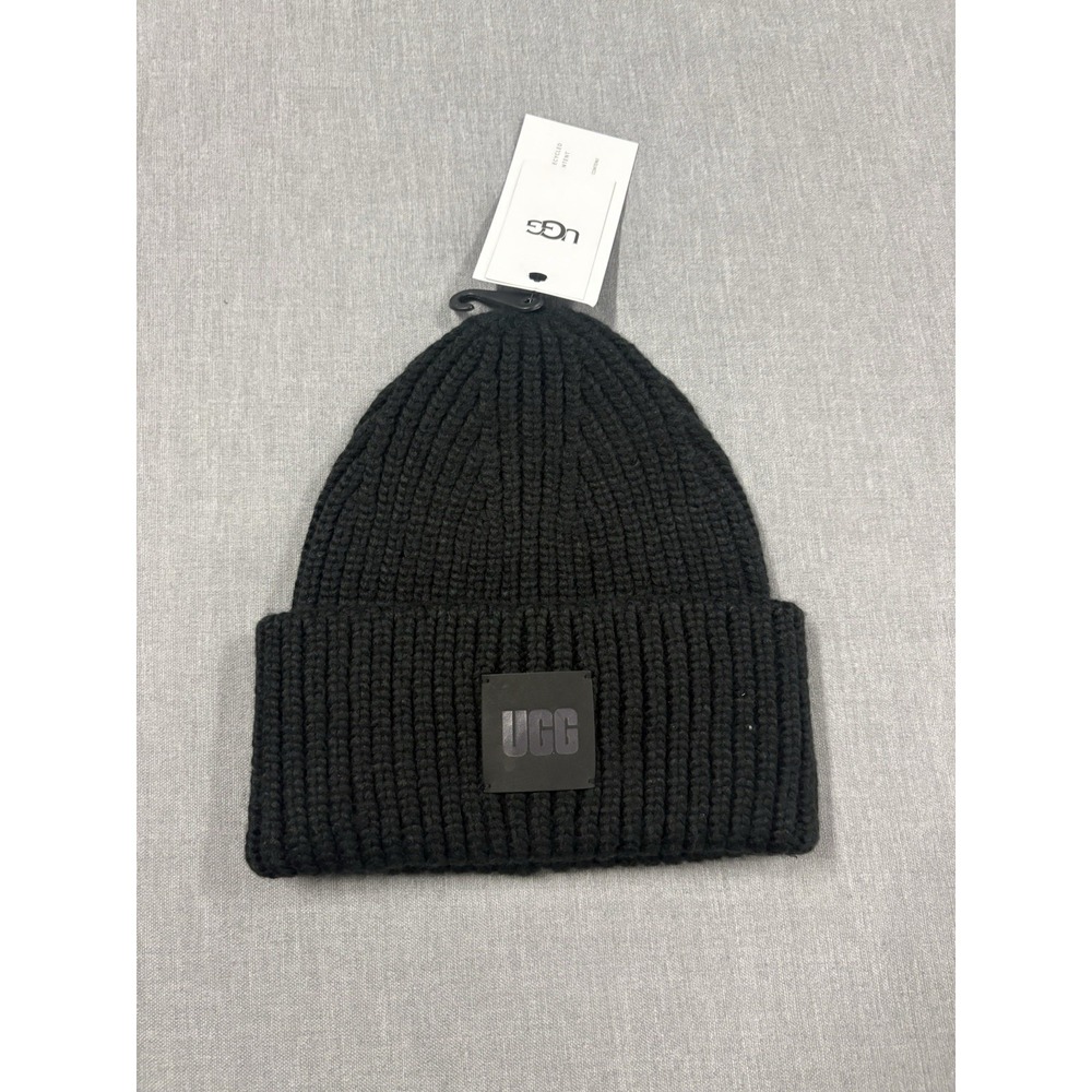 UGG Chunky Rib Beanie Cuffed Knit Mens One Size Black Wool Blend NWT